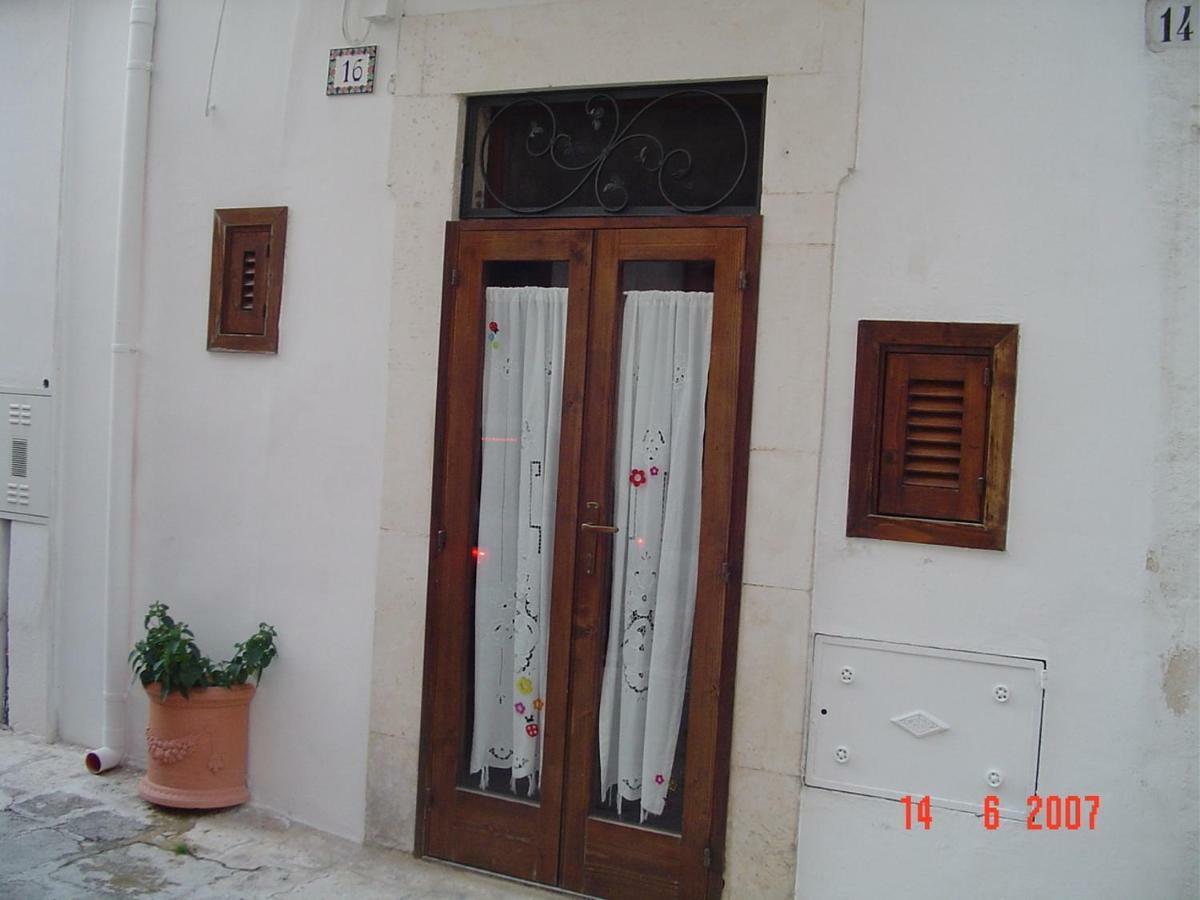 فيلا أوستونيفي Casa Sole & Luna المظهر الخارجي الصورة